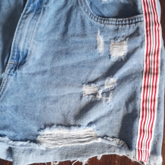 π 2 for $30 π - Picture 2 of 4